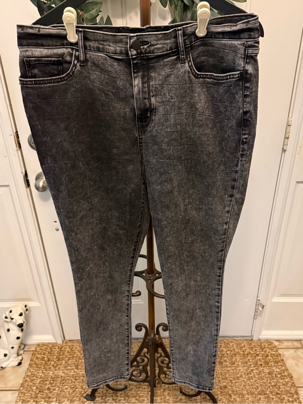 a.n.a Black Stone Washed High Rise Jegging Stretch Jeans 14